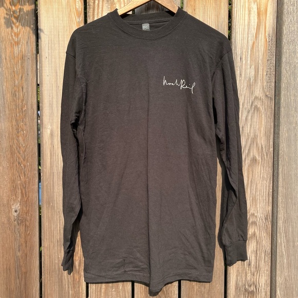 Schitt's Creek Patrick (Noah Reid) Limited Edition Tour Shirt NWOT size LARGE - Picture 3 of 9